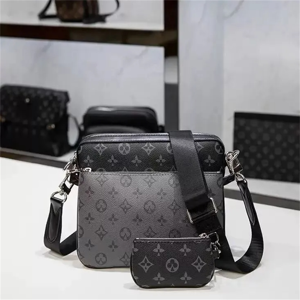 2023Hot Fashion Mens print Shoulder Bags Man Genuine Leather Briefcases Bolsas Messenger Bag Wedding Dress business Crossbody Bag Handbags, Multi
2023Hot Fashion Mens print Shoulder Bags Man Genuine Leather Briefcases Bolsas Messenger Bag Wedding Dress business Crossbody Bag Handbags, Multi