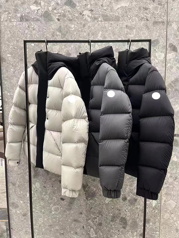 Madeira men down jacket Black Knight Brand Designer puffer jacket Fashion hombre coat Size 1--5
Madeira men down jacket Black Knight Brand Designer puffer jacket Fashion hombre coat Size 1--5