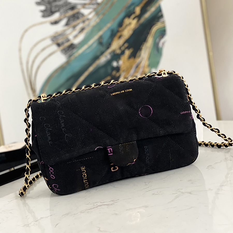 Designer Flap Bags Luxury Shoulder Bag 28CM 1:1 Quality Sheepskin Crossbody Bag With Box MC220
Designer Flap Bags Luxury Shoulder Bag 28CM 1:1 Quality Sheepskin Crossbody Bag With Box MC220