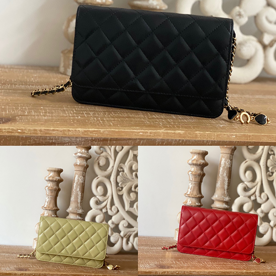 Designer Flap Bags Luxury Shoulder Bag 19CM 1:1 Quality Sheepskin Crossbody Bag With Box MC206
Designer Flap Bags Luxury Shoulder Bag 19CM 1:1 Quality Sheepskin Crossbody Bag With Box MC206