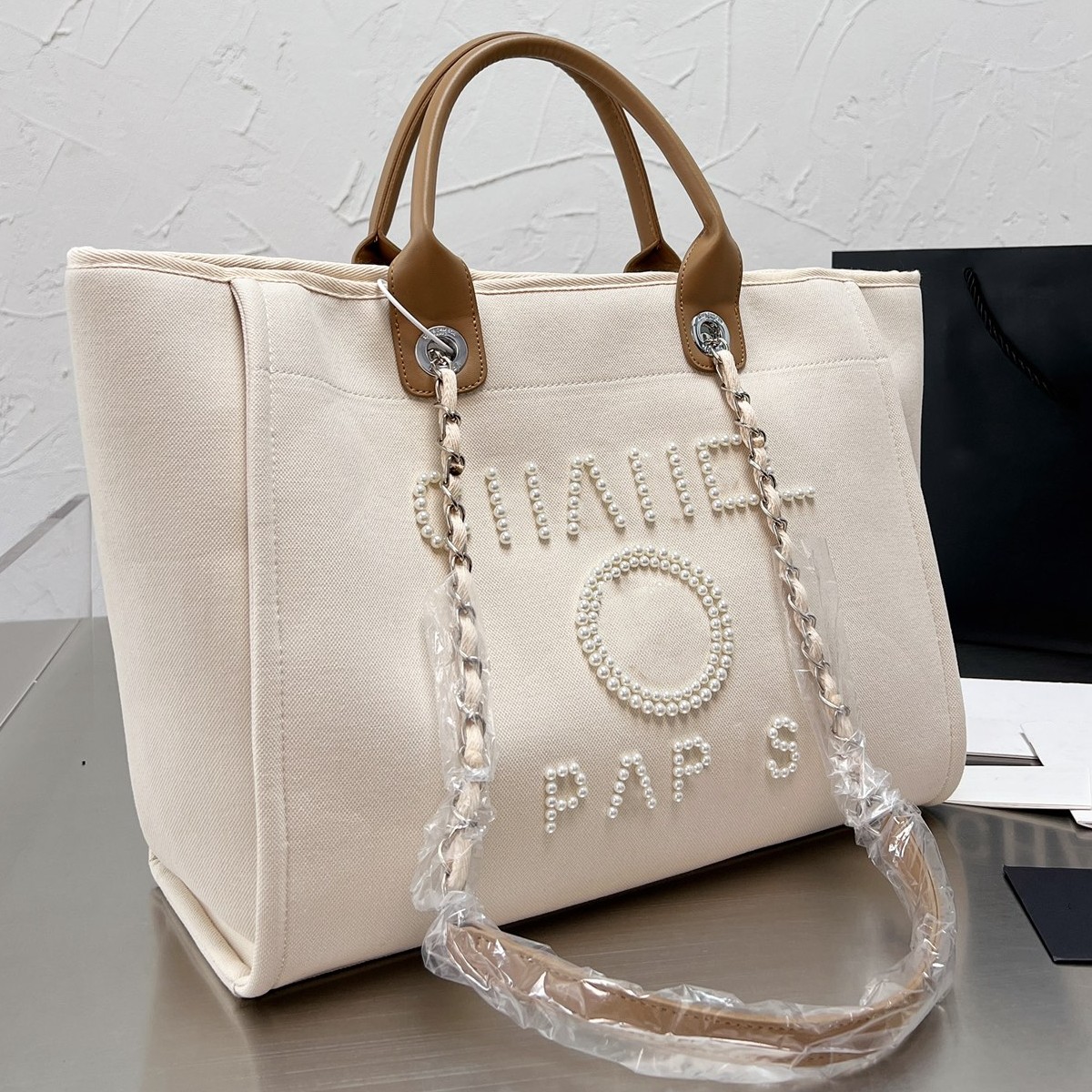 pink tote shoulder bag channel Top Handle Designer Bag cc canvas pearl large beach handbag totes with chain strap shopping wallet purses designer woman handbag, 11
pink tote shoulder bag channel Top Handle Designer Bag cc canvas pearl large beach handbag totes with chain strap shopping wallet purses designer woman handbag, 11