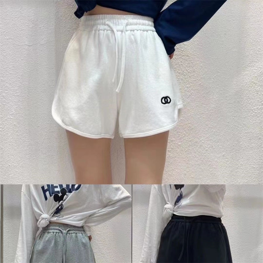 Women's designer Shorts 2023 Spring And Summer Fashion Luxury Brand Elastic Zipper High Waist Casual Womens shorts
Women's designer Shorts 2023 Spring And Summer Fashion Luxury Brand Elastic Zipper High Waist Casual Womens shorts