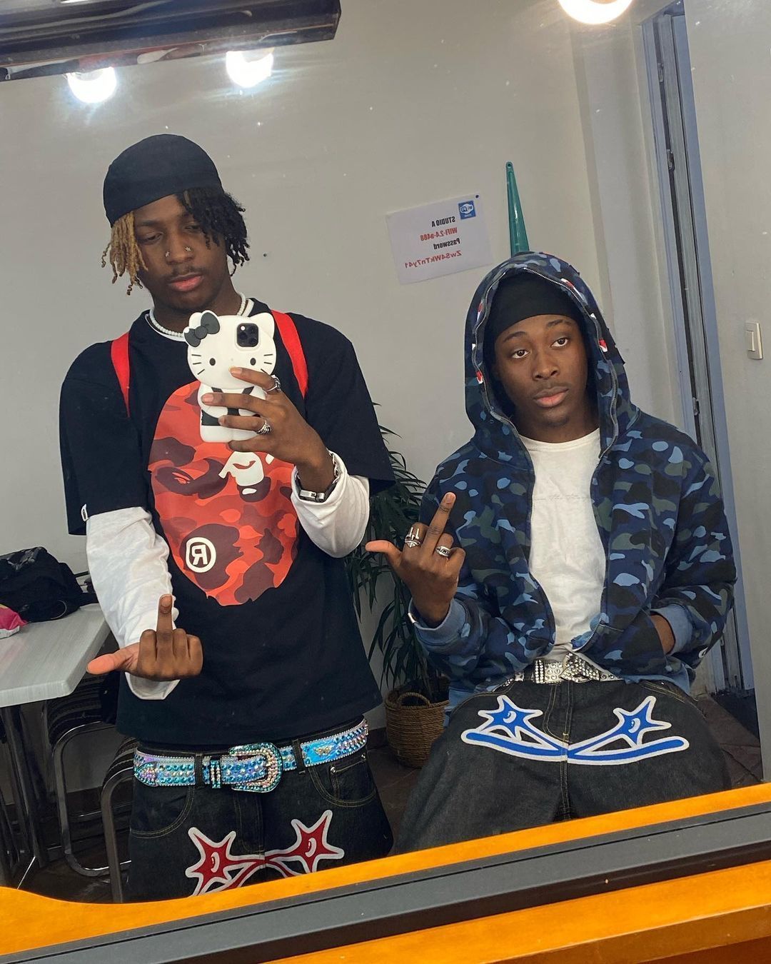 Mens Jeans Y2K Streetwear Jeans Harajuku Hip Hop Black Pants Mens Womens Fashion Trend Punk Rock Gothic Baggy Denim Trousers 230320