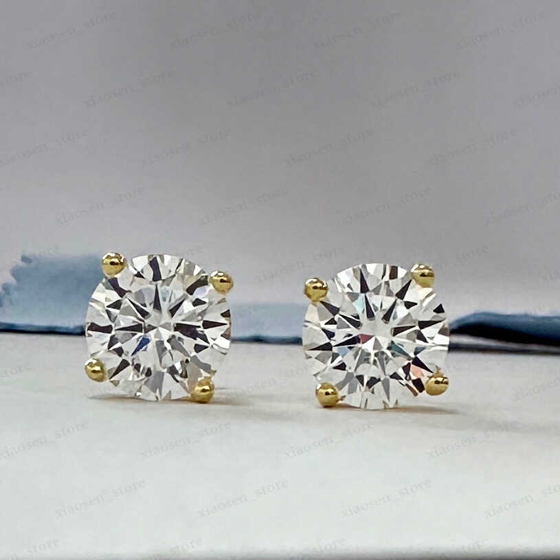 Charm Moissanite Earrings for Women 925 Sterling Silver Plated 18K Gold Earrings Fashion Wedding Lab Created Diamond Gift for Jewelry R230320
Charm Moissanite Earrings for Women 925 Sterling Silver Plated 18K Gold Earrings Fashion Wedding Lab Created Diamond Gift for Jewelry R230320