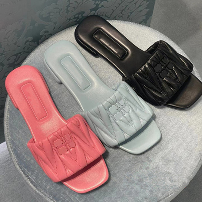 2023 women slippers top quality outdoor banquet Slide shoes summer leather sandals multicolor flat heel Mule leatter slipper Size 35-41