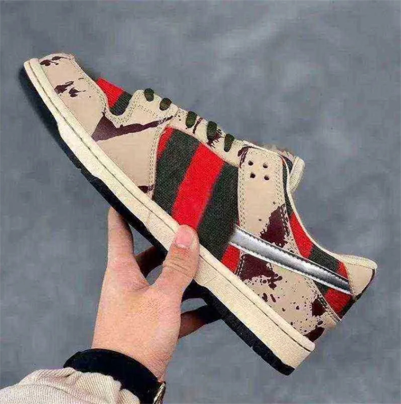 Pro Freddy Krueger dunks with es runong shoes Degrees Mesh Green Men Women Running Shoes Cement Black Grey Red Fire Designer Sport
Pro Freddy Krueger dunks with es runong shoes Degrees Mesh Green Men Women Running Shoes Cement Black Grey Red Fire Designer Sport