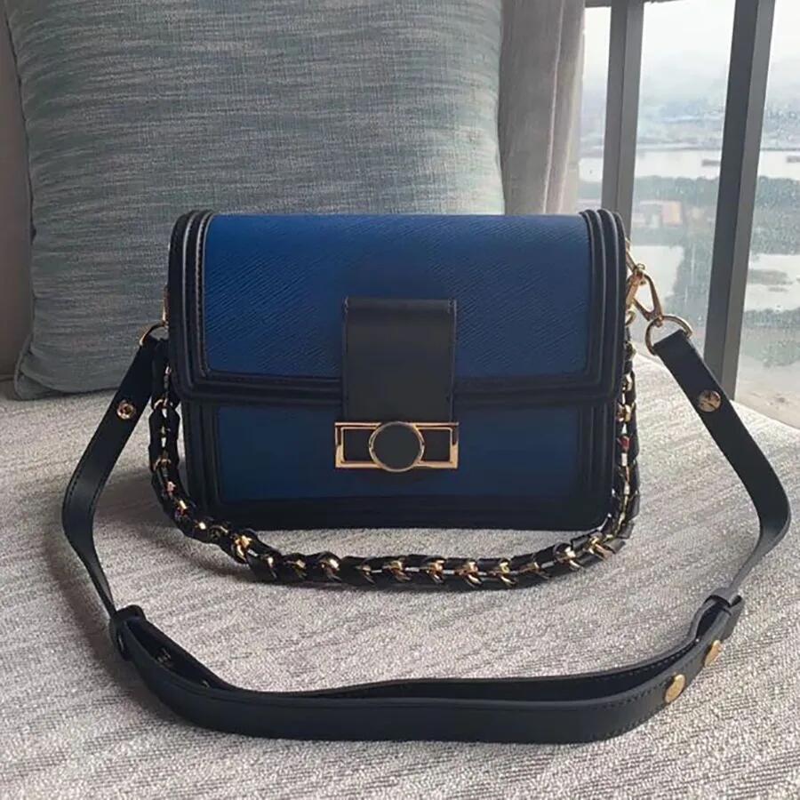 5A Woman bags Dauphine Denim Blue Sand Washed Denim Jacquard weave handbag Cross body Bag Shoulder Strap Metal Lock Vintage Casual 59716 20cm 59631 25cm, Box
5A Woman bags Dauphine Denim Blue Sand Washed Denim Jacquard weave handbag Cross body Bag Shoulder Strap Metal Lock Vintage Casual 59716 20cm 59631 25cm, Box