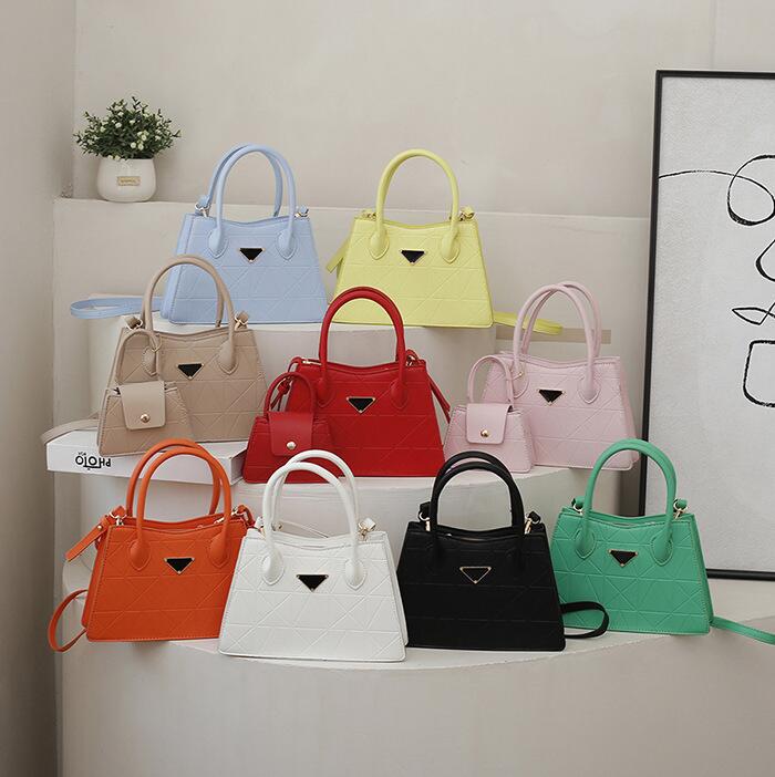 Fashion Handheld bag Women's Bag 2023 New Summer Versatile Fashion Shoulder Bag Casual Crossbody Bag
Fashion Handheld bag Women's Bag 2023 New Summer Versatile Fashion Shoulder Bag Casual Crossbody Bag