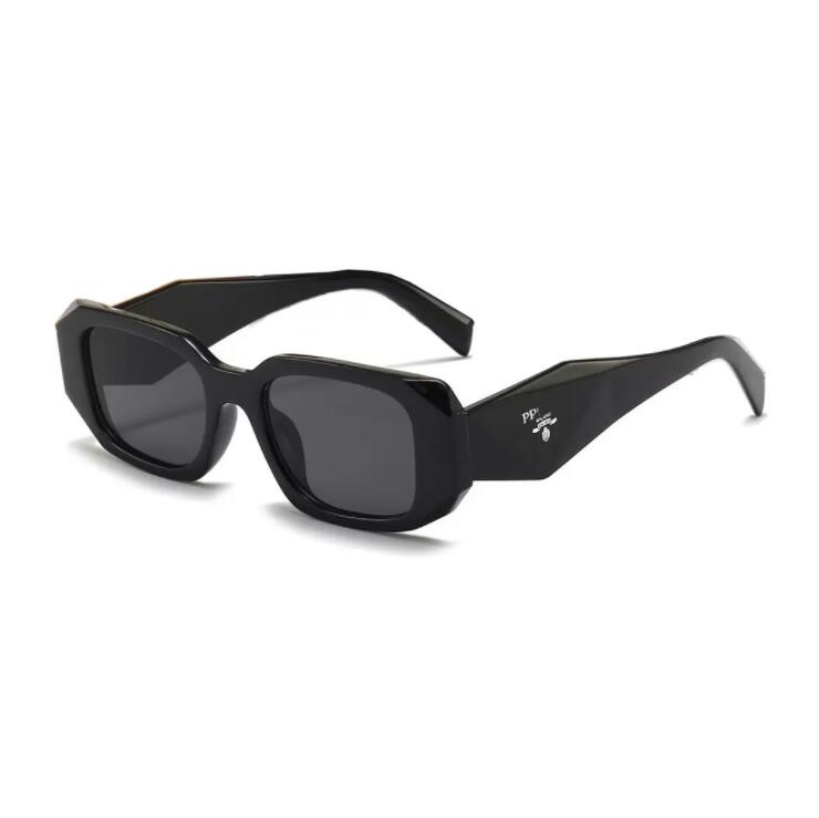 Fashion Designer Sunglasses Classic Eyeglasses Goggle Outdoor Beach Sun Glasses For Man Woman 11 Color Optional Triangular signature
Fashion Designer Sunglasses Classic Eyeglasses Goggle Outdoor Beach Sun Glasses For Man Woman 11 Color Optional Triangular signature