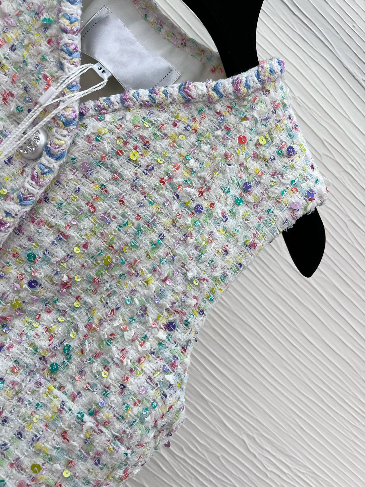 Chan New 2023 spring Women's brand jacket OOTD Fashion top-grade tweed waistcoat tops vest LOGO tweed coat summer Coats Short coat cardigan birth