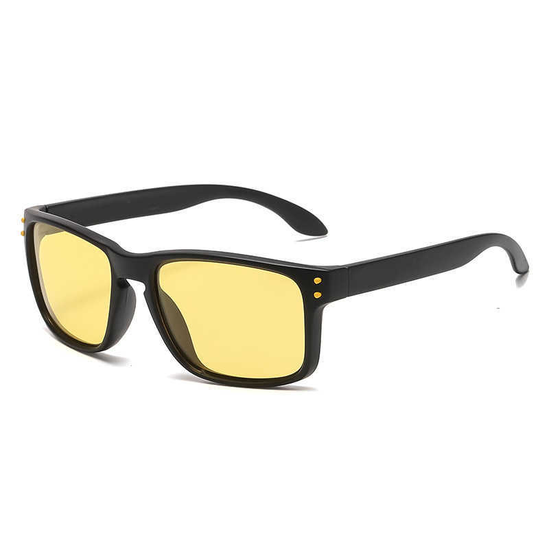 Frames Riveted polarized men's fashionable beach sunglasses outdoor sports cycling glasses
Frames Riveted polarized men's fashionable beach sunglasses outdoor sports cycling glasses