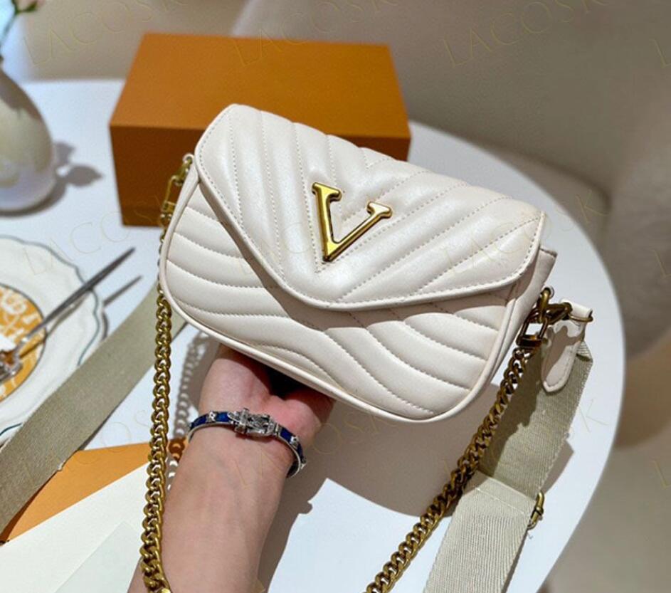 2023 Designers bags Cosmetic Bag Handbag Luxurys Two Pieces Messenger Bags Leather Shoulder Bags CrossBody Handbags Purses with Box
2023 Designers bags Cosmetic Bag Handbag Luxurys Two Pieces Messenger Bags Leather Shoulder Bags CrossBody Handbags Purses with Box