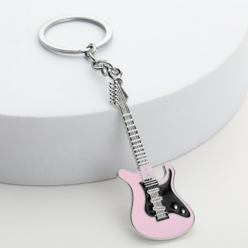 Classic Guitar Keychain Musical Instrument Pendant Key Ring Metal Key Holder Guitar Keychain Gift for Men Women Fashion Jewelry