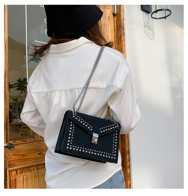 Evening Bags Scrub Leather Small Shoulder Messenger For Women Chain Rivet Lock Crossbody Bag Female Fashion Handbags 230320
