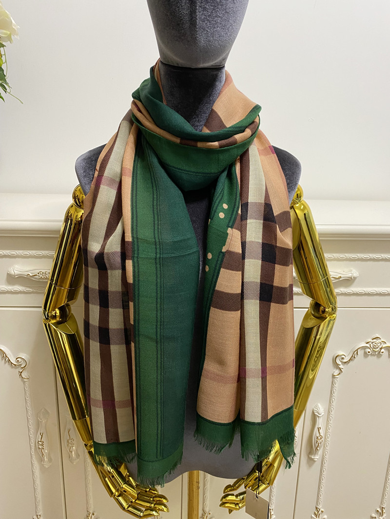 Women's long scarf scarves 50% silk 50% wool material thin and soft print patten size 170cm -60cm
Women's long scarf scarves 50% silk 50% wool material thin and soft print patten size 170cm -60cm