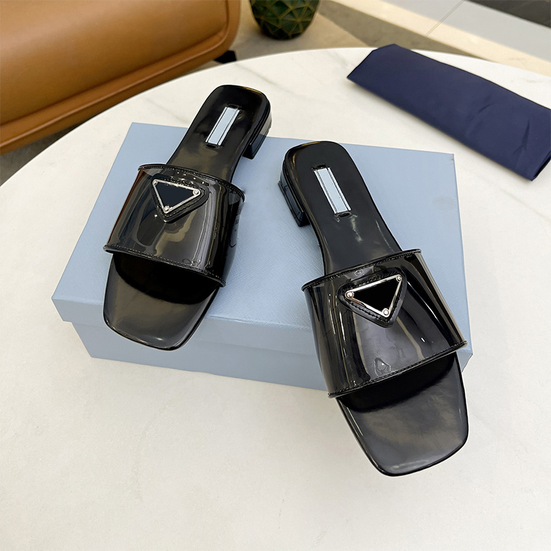 Designer Slippers Latest Fashion Womens Slippers Top Quality Designer Slipper Casual Genuine Flat Shoes Buckle Career Solid Women Shoes, P4
Designer Slippers Latest Fashion Womens Slippers Top Quality Designer Slipper Casual Genuine Flat Shoes Buckle Career Solid Women Shoes, P4
