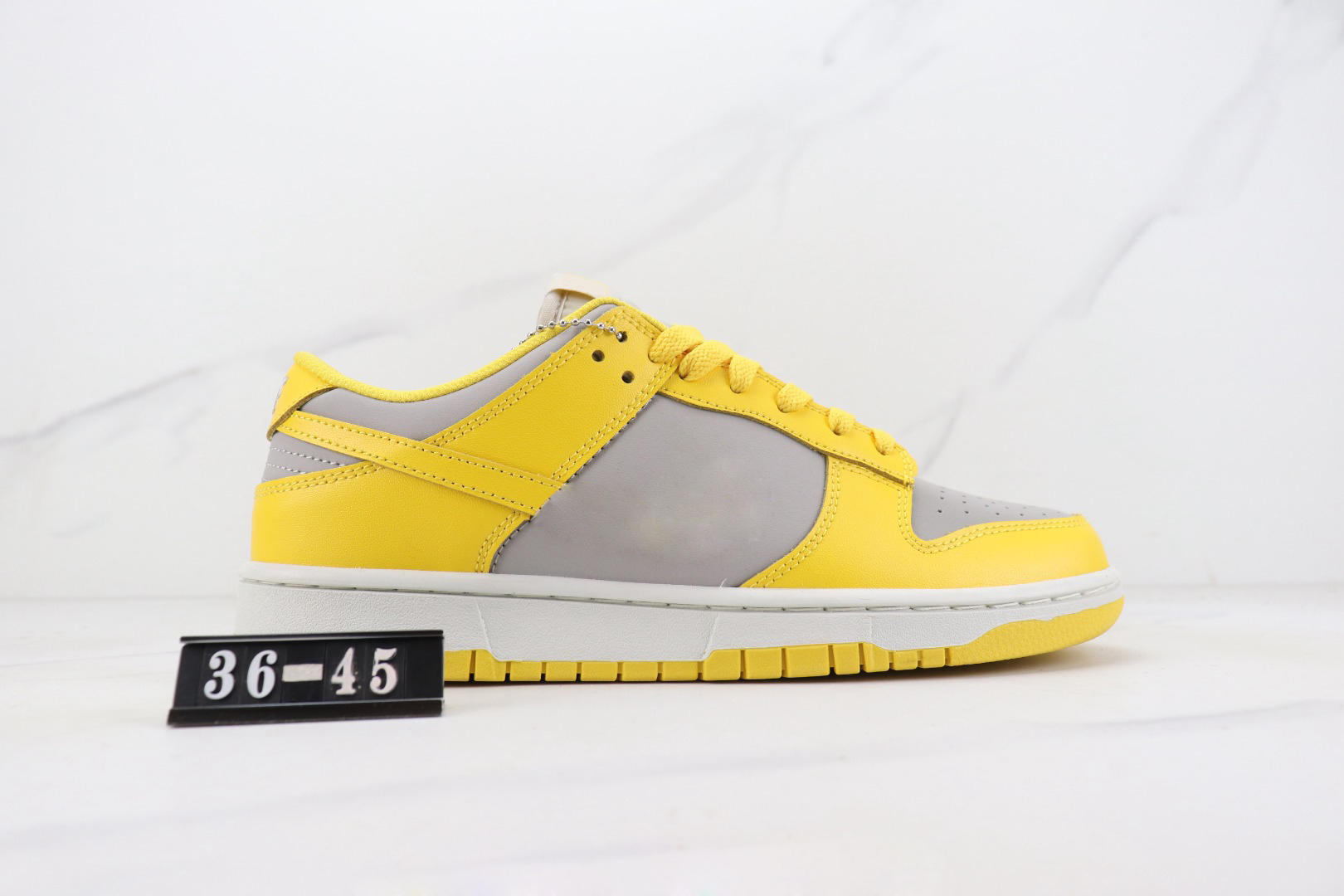 With Box Citron Pulse Running Shoes Men Women Light Bone Citron Pulse Sail Sports Sneaker, Yellow
With Box Citron Pulse Running Shoes Men Women Light Bone Citron Pulse Sail Sports Sneaker, Yellow