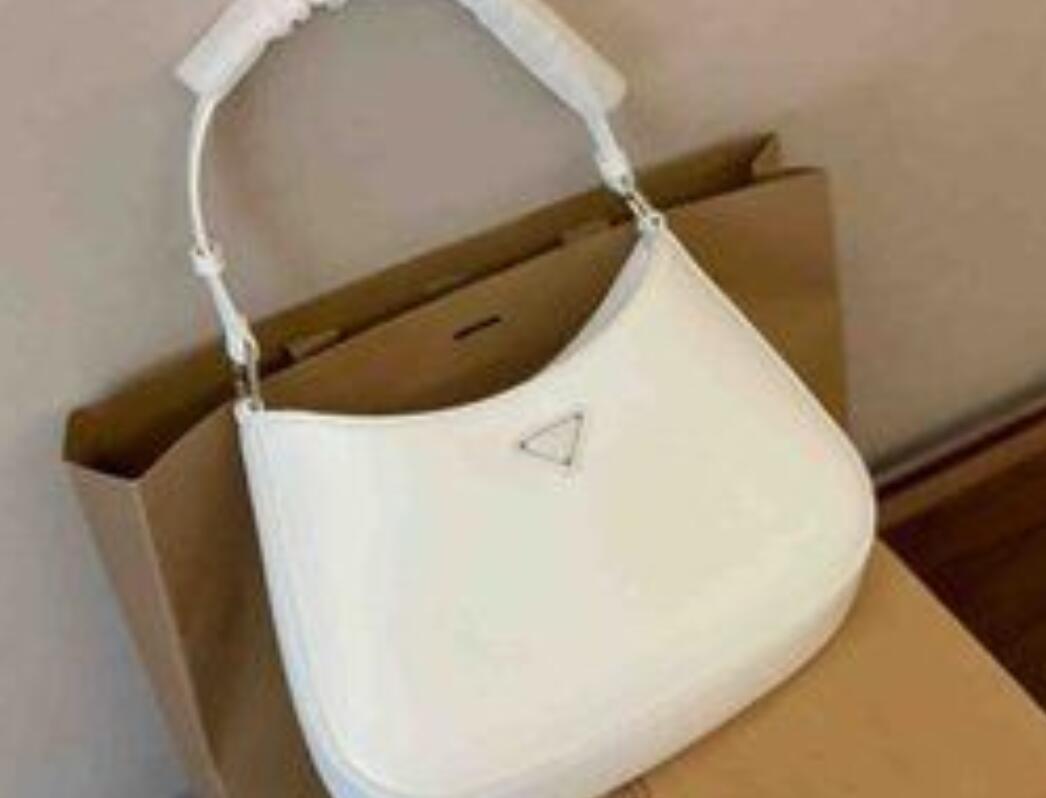 Luxury designer bag BAGS handbags Cleo axillary bag Hobo totes Leather one shoulder underarm baguette with box, White
Luxury designer bag BAGS handbags Cleo axillary bag Hobo totes Leather one shoulder underarm baguette with box, White