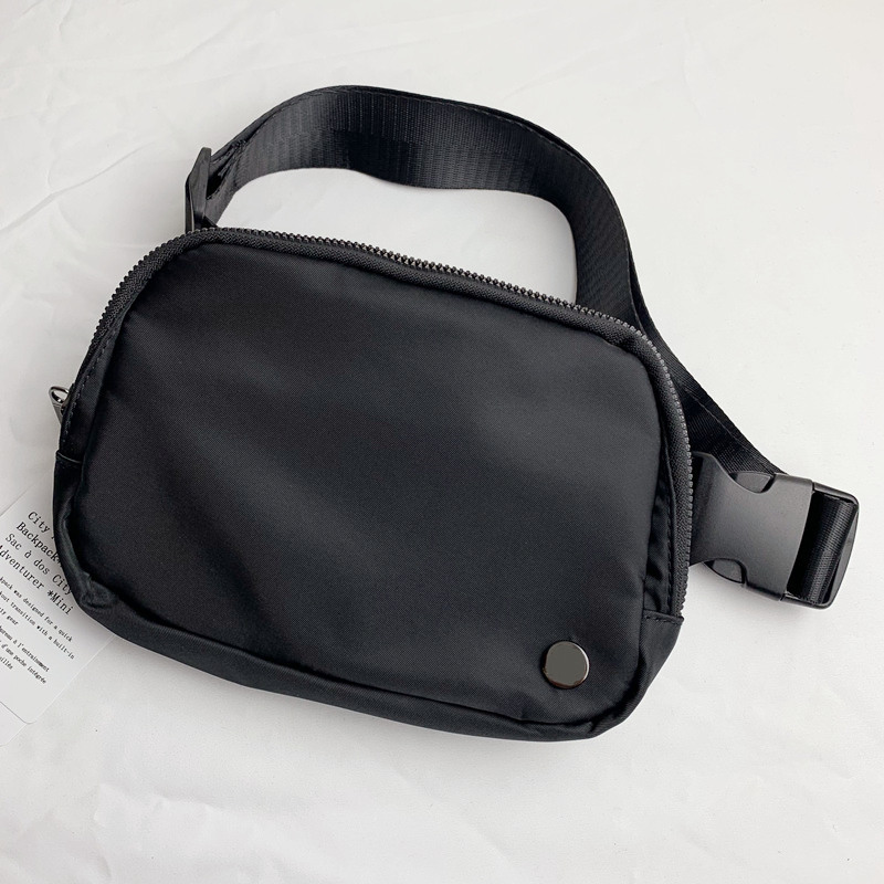 New lu belt bag official models ladies sports waist bag outdoor messenger chest 1L Capacity with brand logo Upgrade silicone label and plush Letter version, Customize
New lu belt bag official models ladies sports waist bag outdoor messenger chest 1L Capacity with brand logo Upgrade silicone label and plush Letter version, Customize