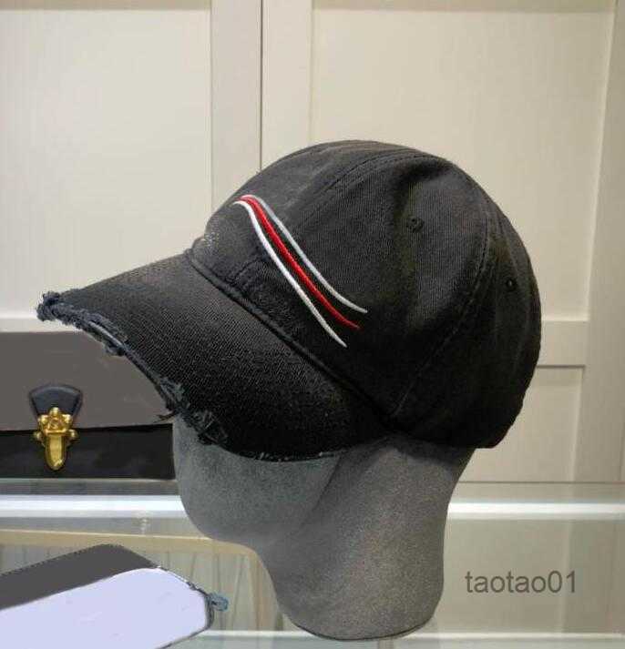 Classic Mens Women Designer Caps High Quality Baseball Cap with Letters Sea Waves Fashion Sun Hat Casquette Hats 3 Colorspfgj, Blue
Classic Mens Women Designer Caps High Quality Baseball Cap with Letters Sea Waves Fashion Sun Hat Casquette Hats 3 Colorspfgj, Blue
