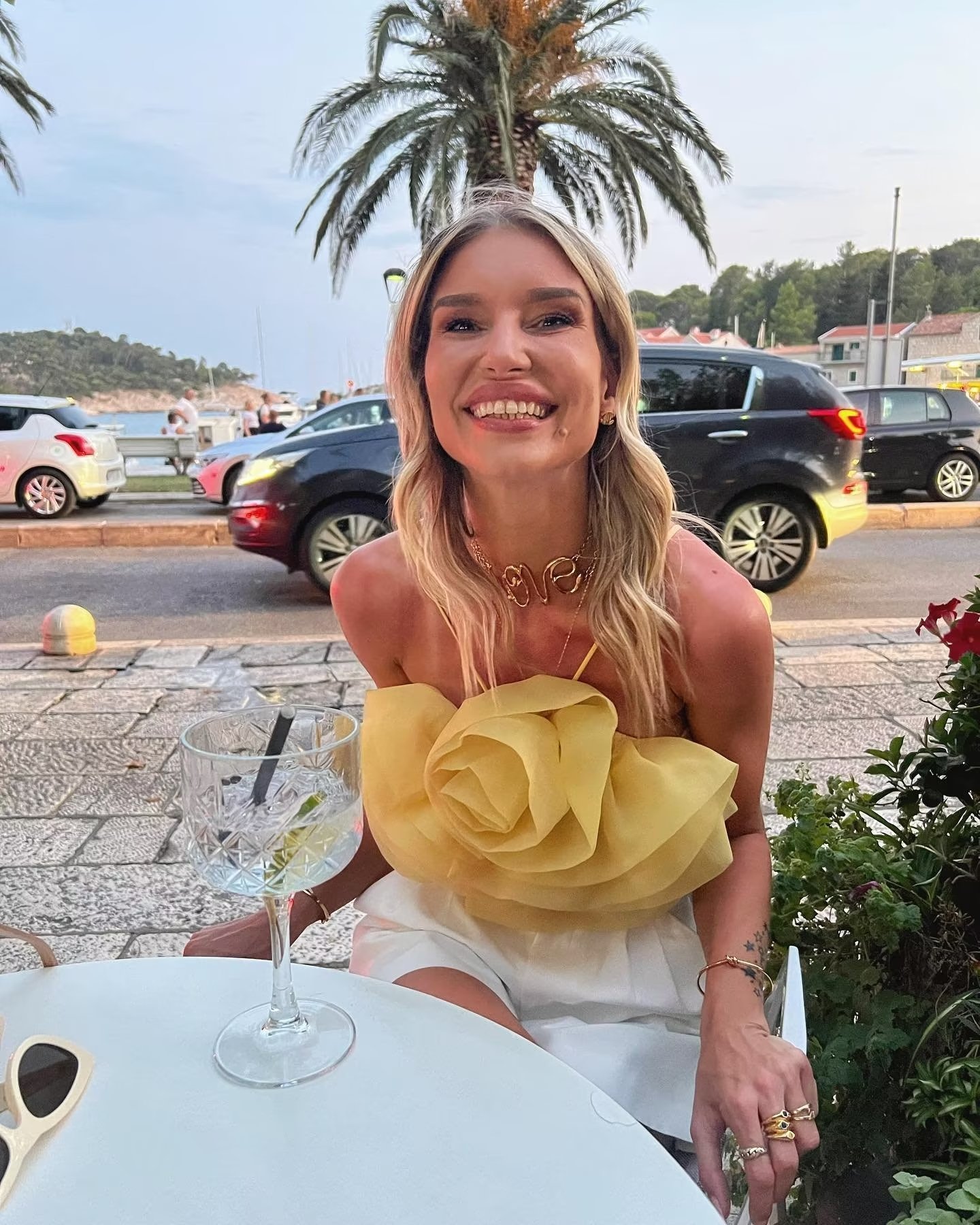 Women's Tanks Camis Big Flower Organza Knitted Summer Autumn Party Yellow Crop Top Fashion Cute Sleevless Blusa 2023 Sexy Tank 230317