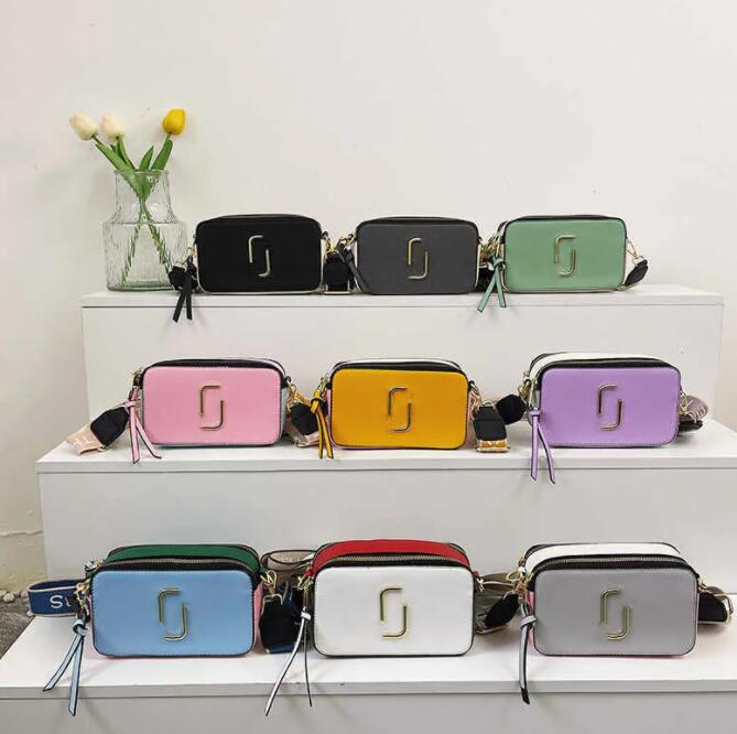Free shipping Retail Women Bags New 2022 Contrast Color Small Square Bag Trend Letter Single Shoulder Messenger Bag#7531, Dark grey
Free shipping Retail Women Bags New 2022 Contrast Color Small Square Bag Trend Letter Single Shoulder Messenger Bag#7531, Dark grey