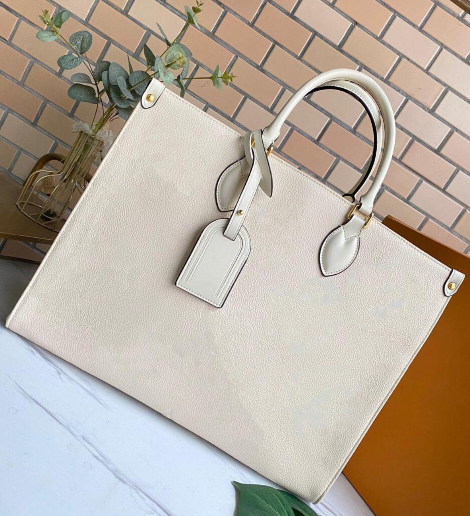 Empreinte Embossed Bags Leather Bold Giant Flower MM GM 34cm 41cm Tote Bag Large Women Shopping Handbags Black with Orange Lining with box
Empreinte Embossed Bags Leather Bold Giant Flower MM GM 34cm 41cm Tote Bag Large Women Shopping Handbags Black with Orange Lining with box