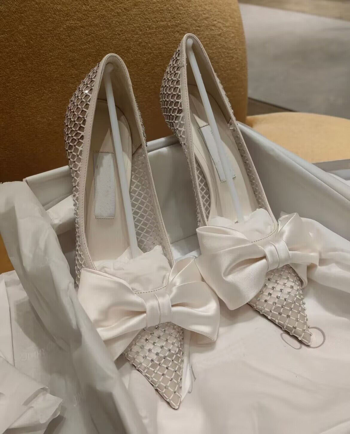 Top Luxury Love Sandals Shoes Black White Crystal Mesh Pumps with Bow Women Pointed Toe High Heels Party Dress Wedding Lady Elegant Working, 12
Top Luxury Love Sandals Shoes Black White Crystal Mesh Pumps with Bow Women Pointed Toe High Heels Party Dress Wedding Lady Elegant Working, 12