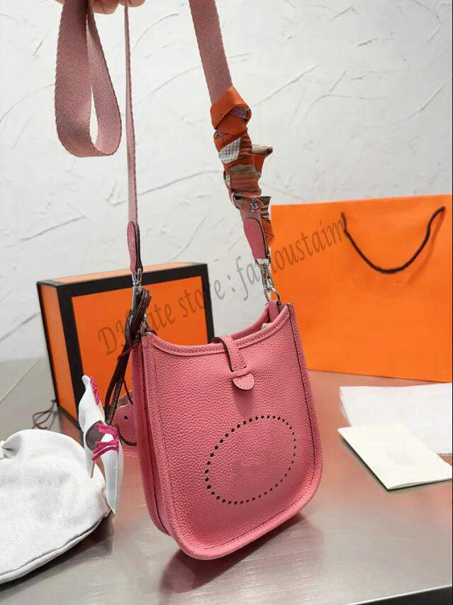 2023 Classic Mini Shopping Bag Women Fashion Shoulder Bags Luxurys Brand Lady Saffiano Handbag Totes Handbags Small Purse, 04
2023 Classic Mini Shopping Bag Women Fashion Shoulder Bags Luxurys Brand Lady Saffiano Handbag Totes Handbags Small Purse, 04