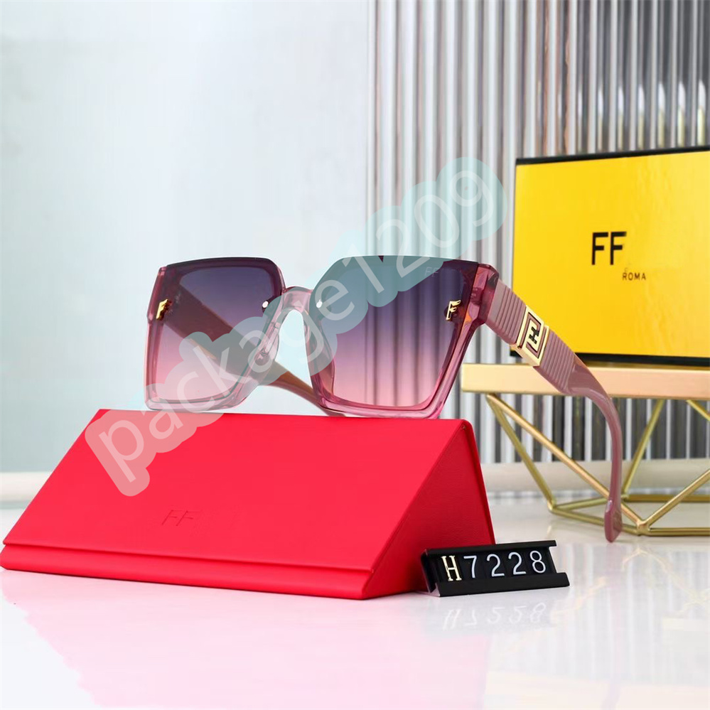 2023 Fashion Brand Sun glasses Designer Black Sunglasses Luxury Round Metal Mens Womens Sunglass Brands For Black Men Woman Mirror Glass Lenses with Box And Case
2023 Fashion Brand Sun glasses Designer Black Sunglasses Luxury Round Metal Mens Womens Sunglass Brands For Black Men Woman Mirror Glass Lenses with Box And Case