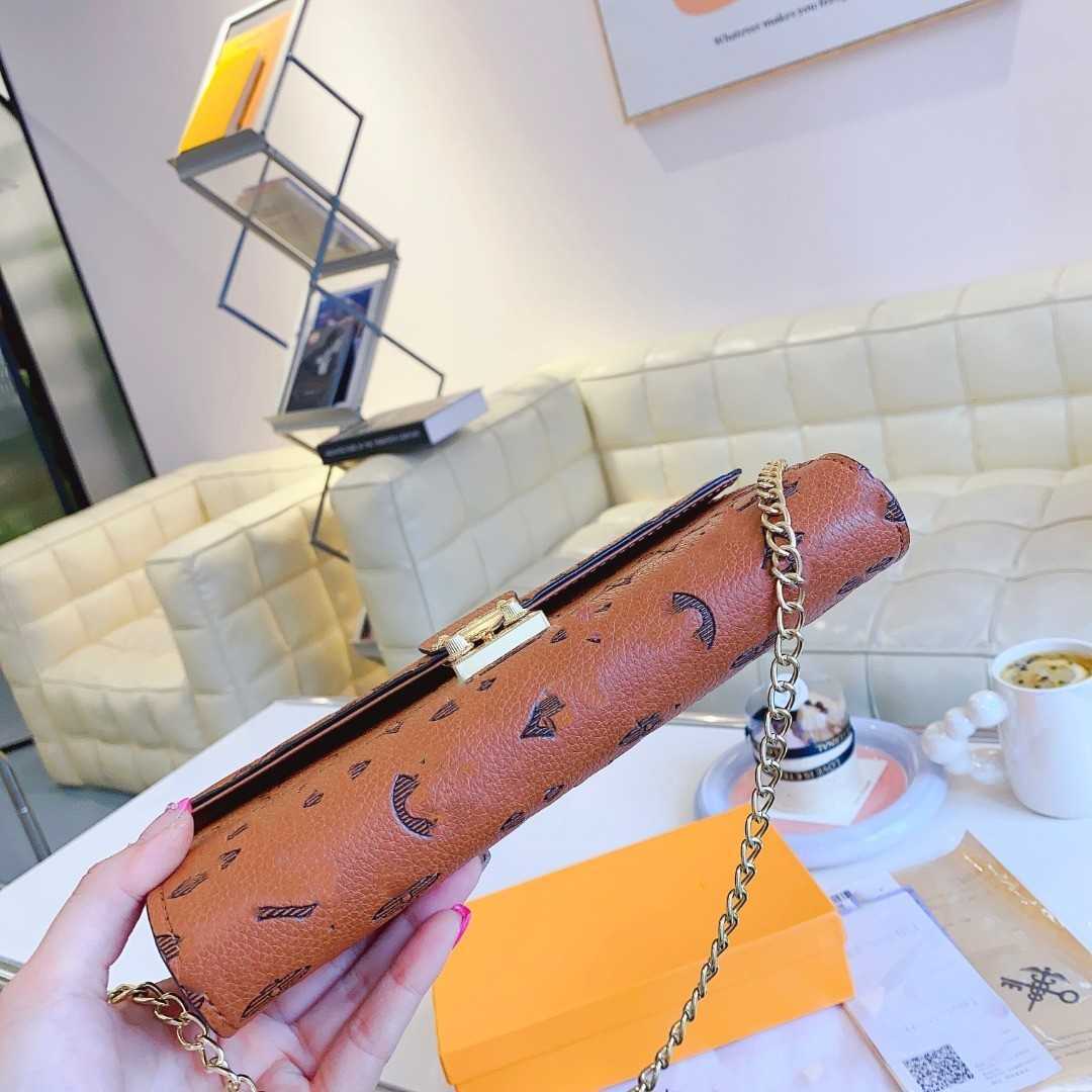 Luxury Designer Bags Handbags Shoulder Crossbody Bag Messenger bag Tote New Women's Fashion Textured Leather Multifunctional Envelope bags Factory Direct Sale, # 20 size33x22x15cm
Luxury Designer Bags Handbags Shoulder Crossbody Bag Messenger bag Tote New Women's Fashion Textured Leather Multifunctional Envelope bags Factory Direct Sale, # 20 size33x22x15cm