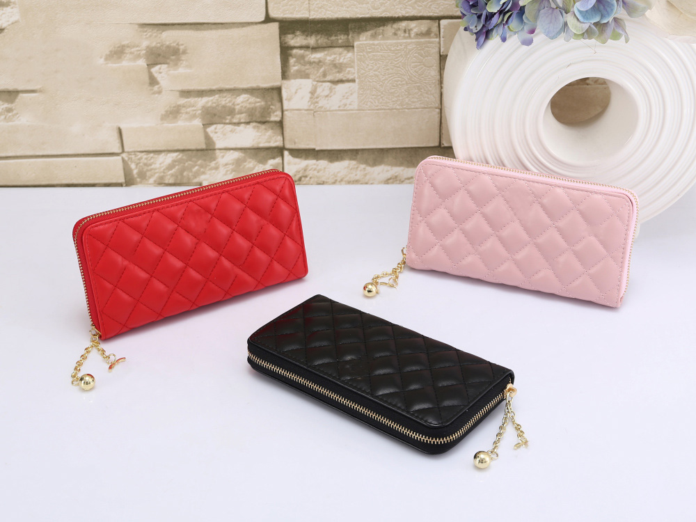 Designer Wallets Leather Zipper Wallet Women men Long Card Holders Coin Purses Clutch Wallets purse card holder, Balck
Designer Wallets Leather Zipper Wallet Women men Long Card Holders Coin Purses Clutch Wallets purse card holder, Balck