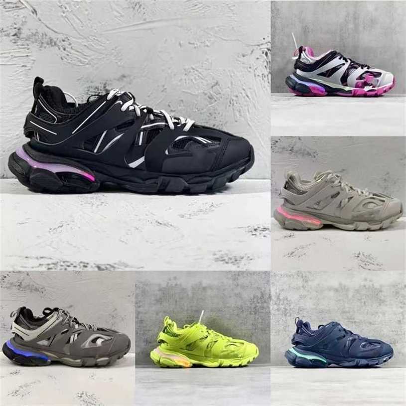 Track 3 LED Light Casual Shoes 3.0 Womens Mens Shoe Luxury Gomma leather Designer Men Dad Lighted Running Lamp Charging Sports Trainers Sneakers XX60, 10
Track 3 LED Light Casual Shoes 3.0 Womens Mens Shoe Luxury Gomma leather Designer Men Dad Lighted Running Lamp Charging Sports Trainers Sneakers XX60, 10