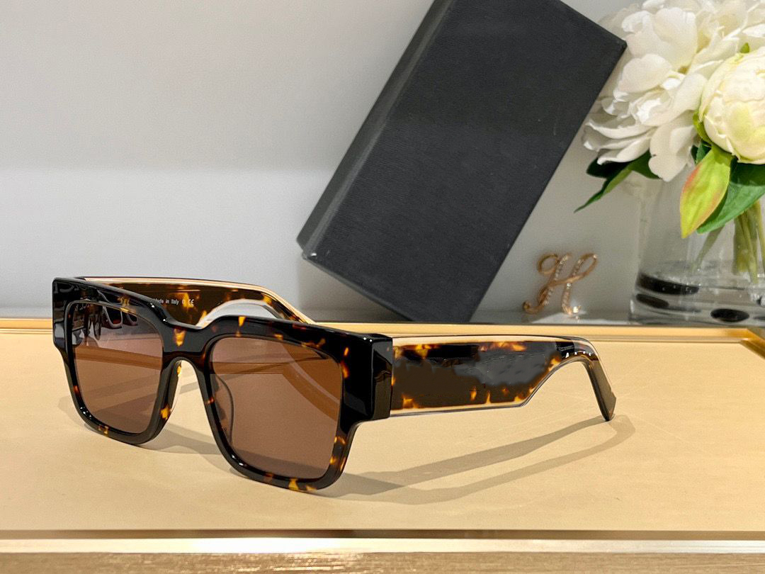 Sunglasses For Women Men Summer 6184 Designers Style Anti-Ultraviolet Retro Plate Square Full Frame Fashion Eyeglasses Random Box
Sunglasses For Women Men Summer 6184 Designers Style Anti-Ultraviolet Retro Plate Square Full Frame Fashion Eyeglasses Random Box