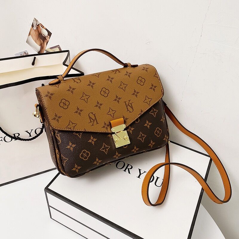 Designers bags luxurys women Shoulder bag crossbody design Messenger bag handbag letter Pattern lady Purse Louiseitys Handbags viutonity classic Leather styles, Packing bag
Designers bags luxurys women Shoulder bag crossbody design Messenger bag handbag letter Pattern lady Purse Louiseitys Handbags viutonity classic Leather styles, Packing bag