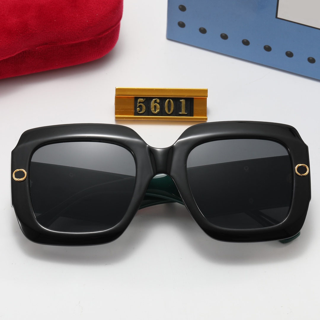 Luxurys Men Sunglasses Designer Fashion Eyewear Sun Glasses Driving for Men Designer Eyeglass Outdoor UV Protection Goggle 6 Color Option Fashion good nice pretty
Luxurys Men Sunglasses Designer Fashion Eyewear Sun Glasses Driving for Men Designer Eyeglass Outdoor UV Protection Goggle 6 Color Option Fashion good nice pretty