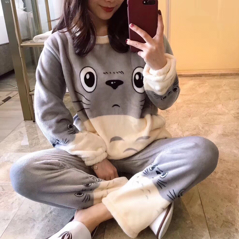 Women's Sleepwear winter Flannel Warm Pajamas Women Long Sleeve Home Suit Ladies sleepwear cartoon Velvet Pajama set Thicken Feminino Pyjamas 230