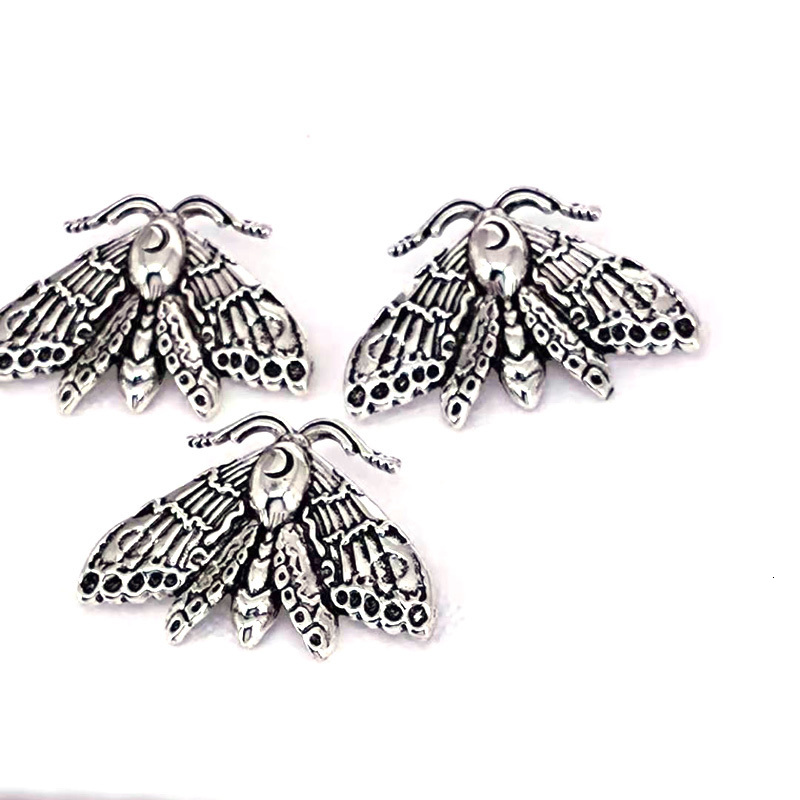 Charms hzew 50pcs accessories Animal moth skull head pendant for women man Accessories 230320z