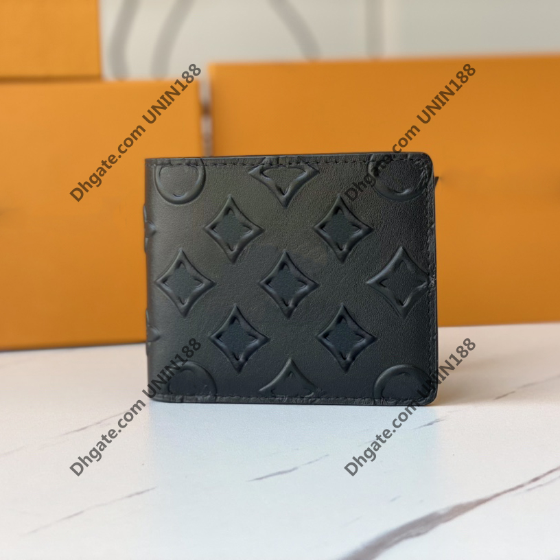 Mens Luxurys Designers Bags Slender Short Wallet Zippy Handbag Solid color Raised Relief Bag Genuine Leather Ladies Travel Wallets With original box, Black
Mens Luxurys Designers Bags Slender Short Wallet Zippy Handbag Solid color Raised Relief Bag Genuine Leather Ladies Travel Wallets With original box, Black
