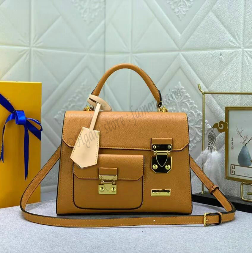 Luxury Designers Bags women handbag shoulder bag lady wallet simple versatile Leisure small leather handbags solid leather very nice, 01
Luxury Designers Bags women handbag shoulder bag lady wallet simple versatile Leisure small leather handbags solid leather very nice, 01