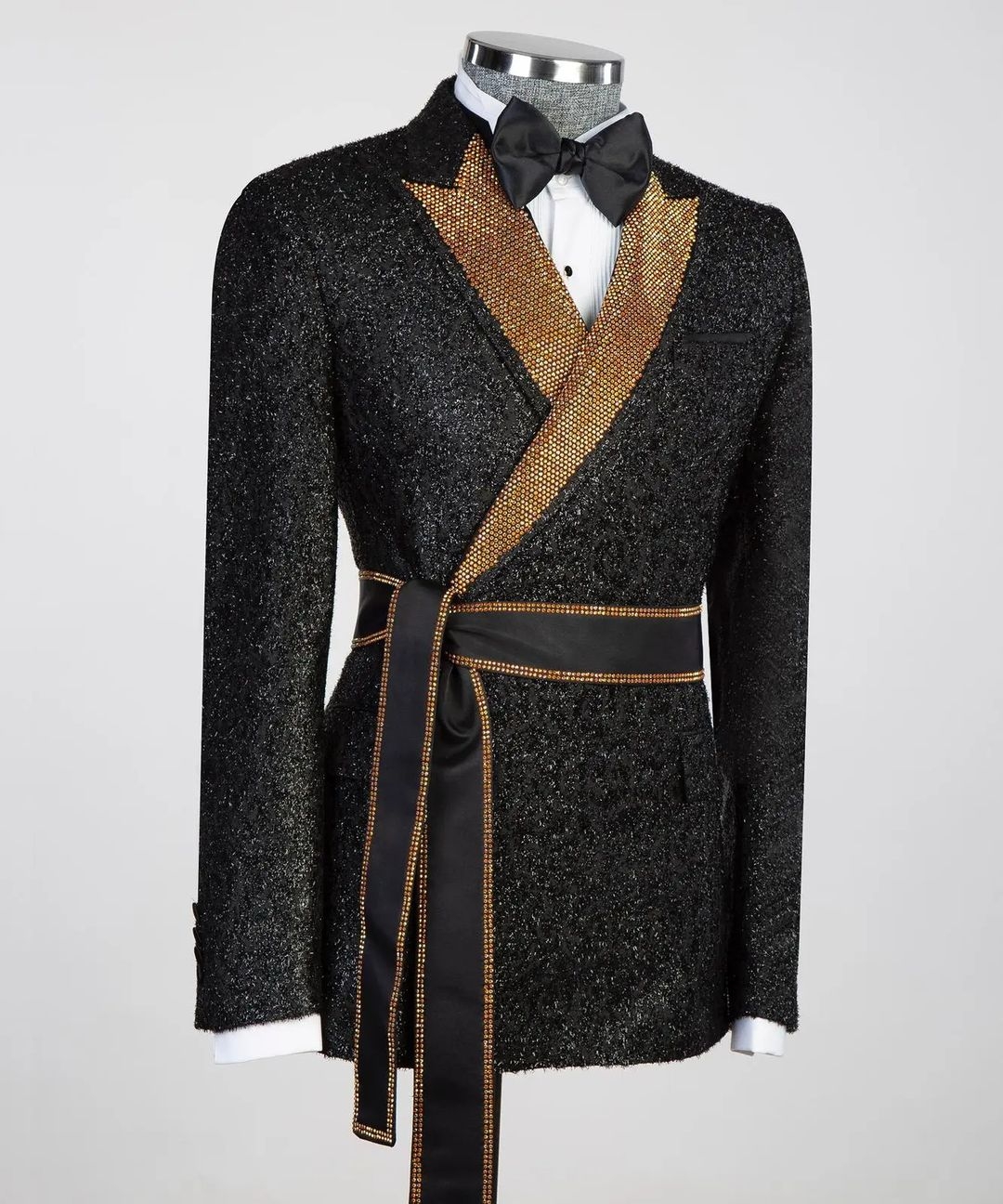 Sparkly Sequined Men Tuxedos Slim Fit Single Breasted Peaked Lapel Outfits Wedding Jacket With Belt Black Pants