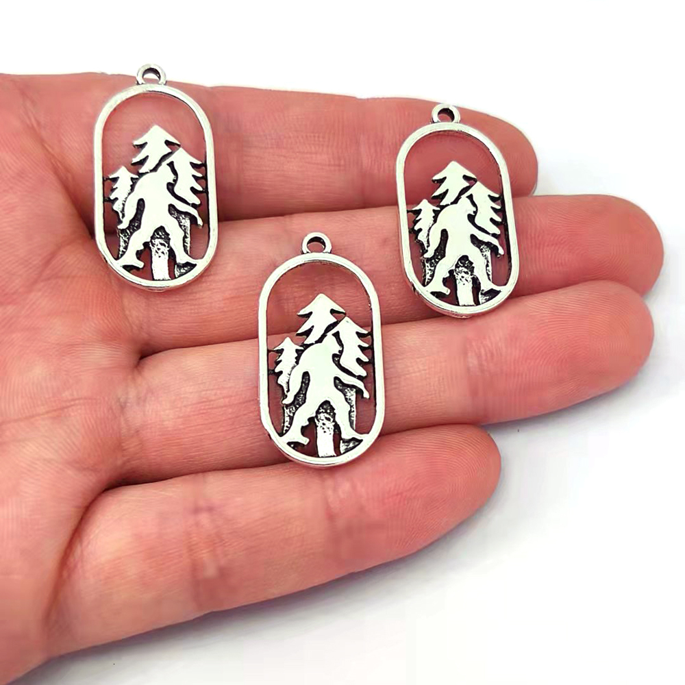 Charms 50pcs 9 Designs DIY Bigfoot pendant charm running in the mounta for women man Accessories 230320
Charms 50pcs 9 Designs DIY Bigfoot pendant charm running in the mounta for women man Accessories 230320