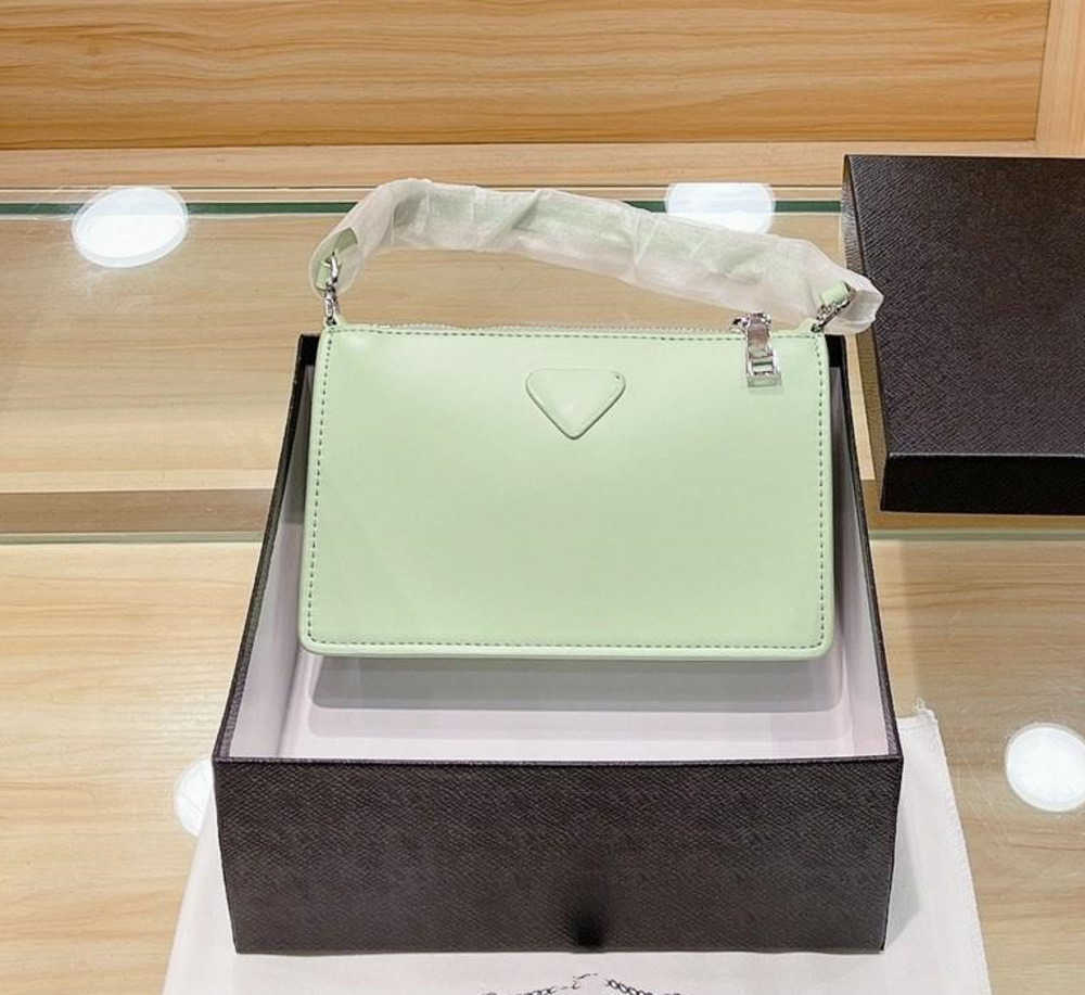 Evening Bags Designer Handbags Shoulder Bags Wallets Purse Crossbody Flaps Messenger Bags mini pochette Leather Envelope package, Black
Evening Bags Designer Handbags Shoulder Bags Wallets Purse Crossbody Flaps Messenger Bags mini pochette Leather Envelope package, Black