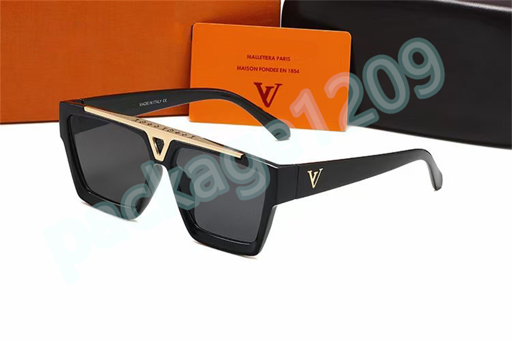 2023 designer womens Luxury Black White Sunglasses frame Vintage womens men Gold plated sunglasses
2023 designer womens Luxury Black White Sunglasses frame Vintage womens men Gold plated sunglasses