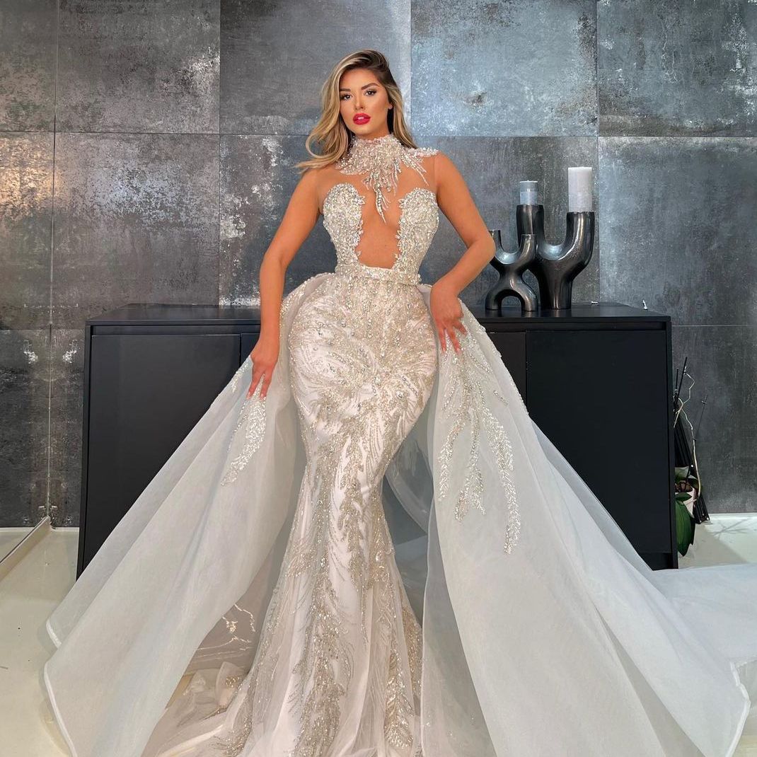 Luxurious Rhinestones Wedding Dresses Illusion Crystals Bridal Gown Custom Made Lace with Detachable Train Wedding Gowns
