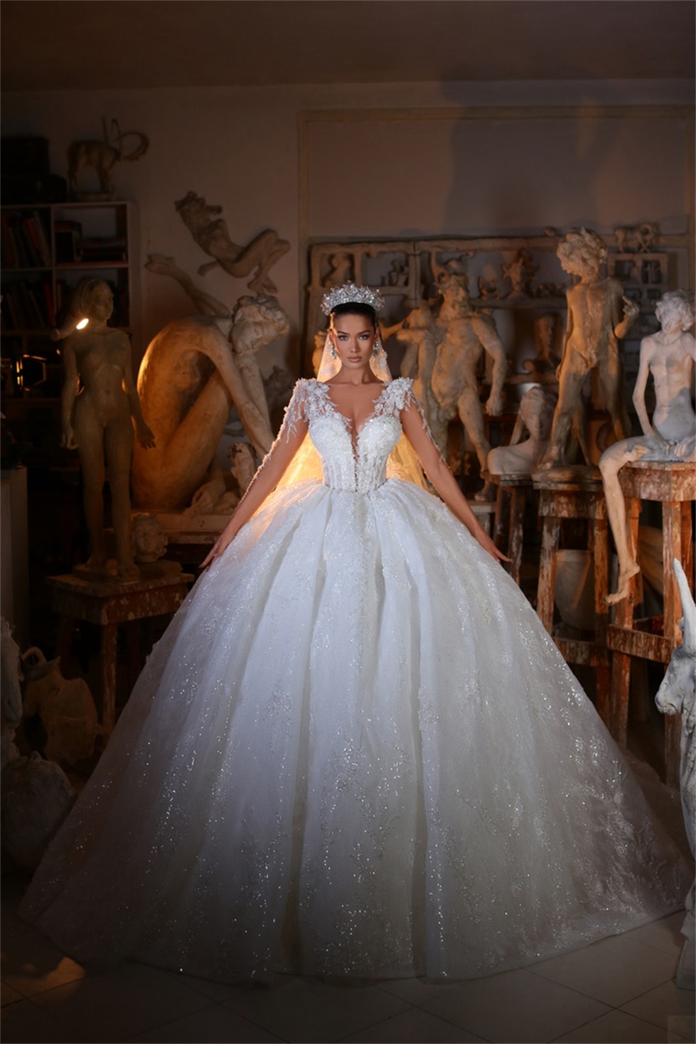 Glamorous Ball Gown Wedding Dresses V-neck Transparent 1/2 Sleeves Shining Applicants High Waist Chapel Gown Custom Made Bridal Gown Vestidos De Novia