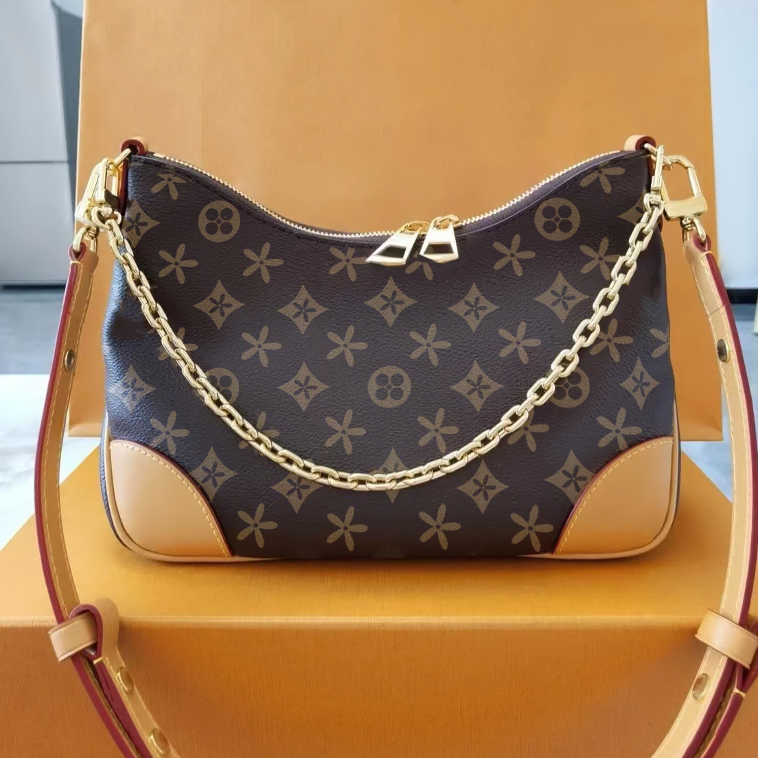 Brown flower Pattern boulogne M45832 tote crossbody bag handbag Women's mens Designer large capacity soft Luxury Genuine leather chains shoulder clutch bags wallet, Khaki
Brown flower Pattern boulogne M45832 tote crossbody bag handbag Women's mens Designer large capacity soft Luxury Genuine leather chains shoulder clutch bags wallet, Khaki