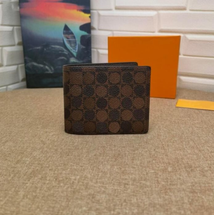 Fashion Designer Flower Card Holder 9 Colors Wallet Men Women Short Wallet Graffiti Leather Womans Purse Man Credit Card Holder Colors Cardholder With Box, 21
Fashion Designer Flower Card Holder 9 Colors Wallet Men Women Short Wallet Graffiti Leather Womans Purse Man Credit Card Holder Colors Cardholder With Box, 21