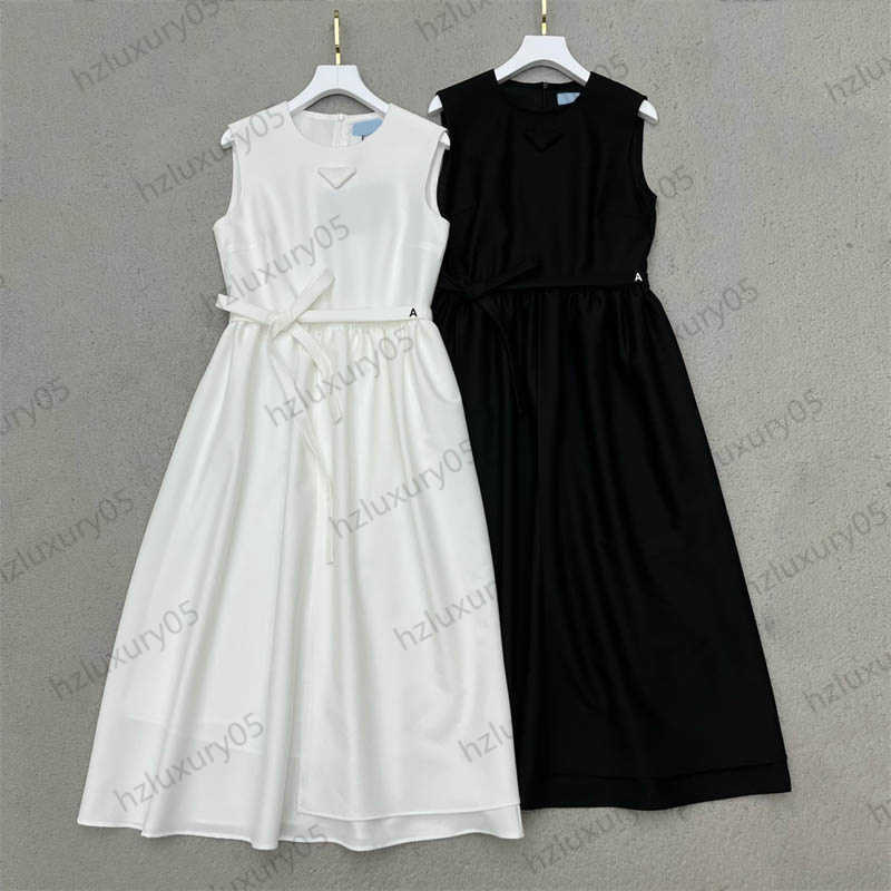 Women Dresses Front Triangle Logo Decoration Crewneck Sleeveless Brand Dress Bow Lace-up Design High Waist Slim Designer Maxiskit Summer Dress Black
Women Dresses Front Triangle Logo Decoration Crewneck Sleeveless Brand Dress Bow Lace-up Design High Waist Slim Designer Maxiskit Summer Dress Black