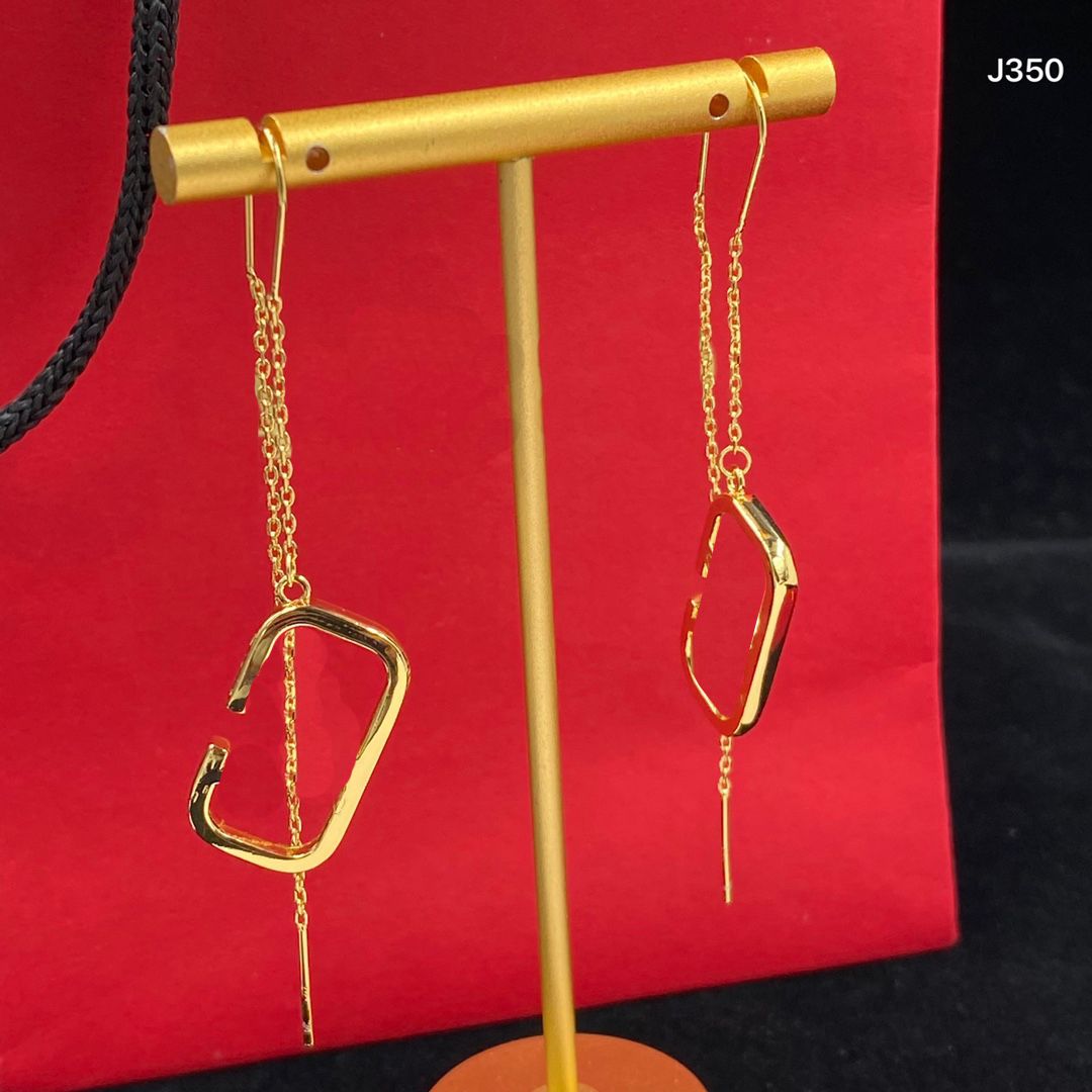 2023-Vintage Long Pendant Stud Gold Hoop Earrings Diamond Designer For Women Party Show Date Wedding Eardrops With Box
2023-Vintage Long Pendant Stud Gold Hoop Earrings Diamond Designer For Women Party Show Date Wedding Eardrops With Box